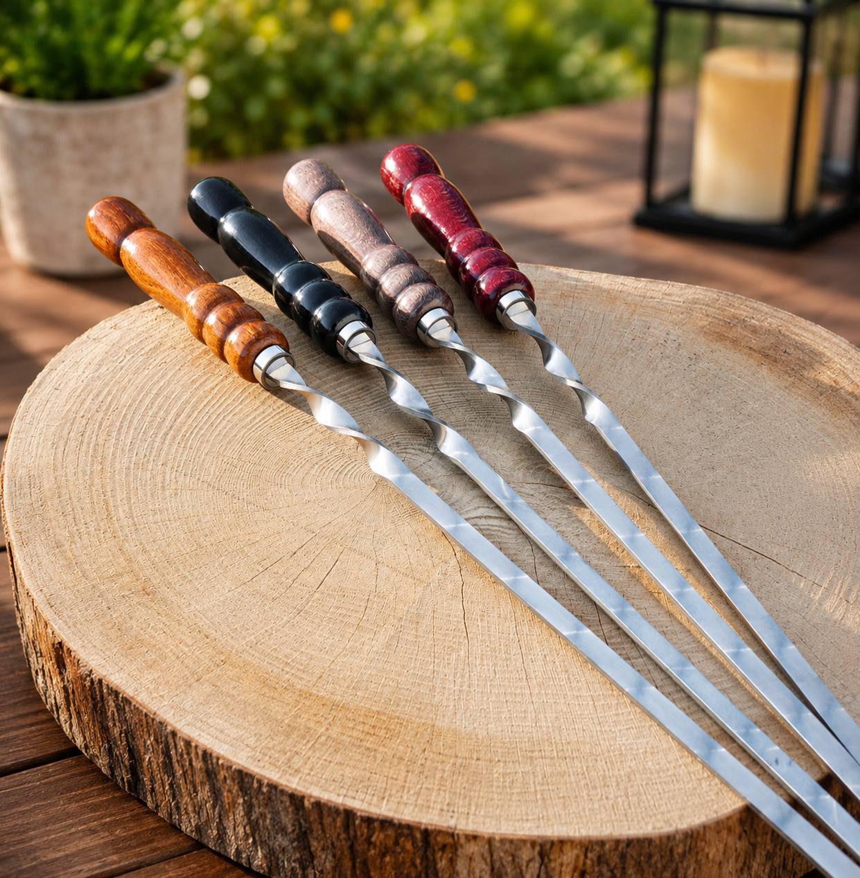 “Standard” skewers with wooden handles. Made from 3 mm stainless steel.