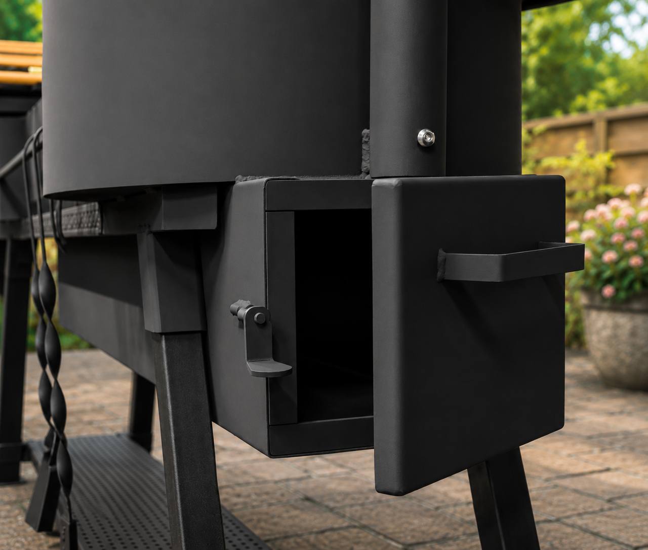 Elite Stationary BBQ Grill with Smoker